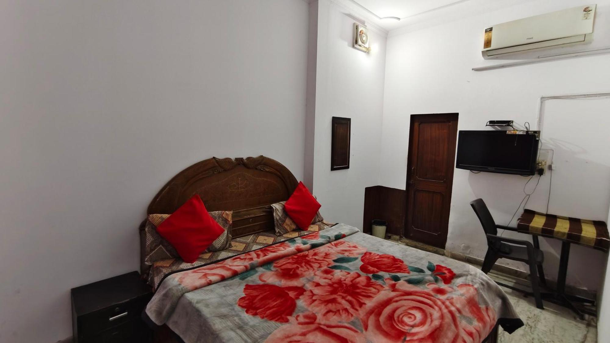 Rajdhani Guest House فريد آباد المظهر الخارجي الصورة