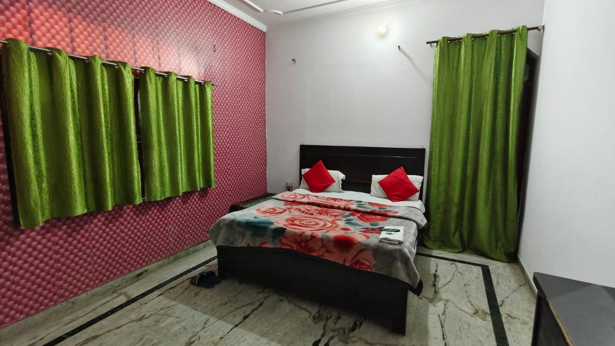 Rajdhani Guest House فريد آباد المظهر الخارجي الصورة